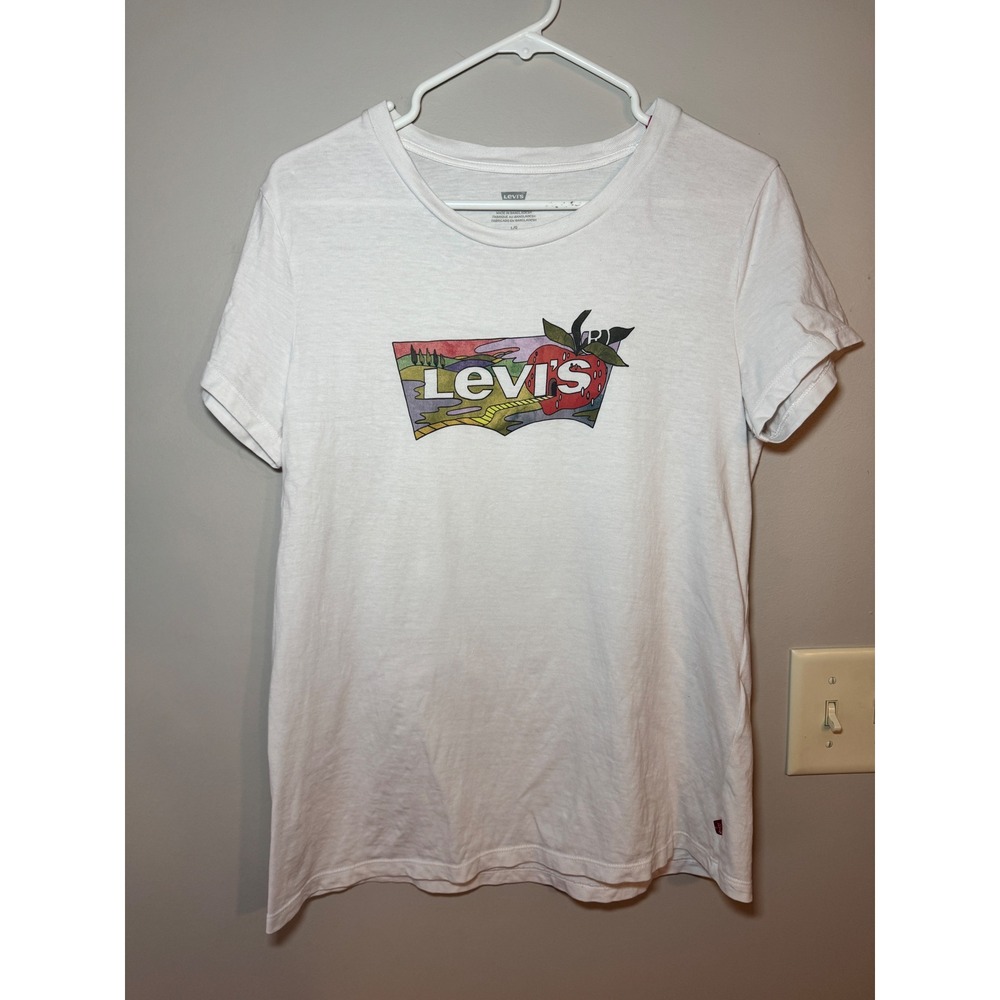 Levis Womens Graphic Tee White Strawberry Landscape Batwing Logo T-Shirt Size L